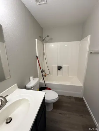 $250,000 | 21074 Honest Lane, Unit A & B, St. Robert, MO 65584
