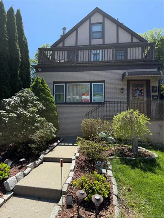 $5,000 | 26 Florence Avenue, Unit 1, Dobbs Ferry, NY 10522
