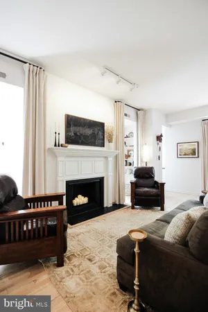 $6,900 | 3101 P Street Northwest, Unit 2, Washington, DC 20007
