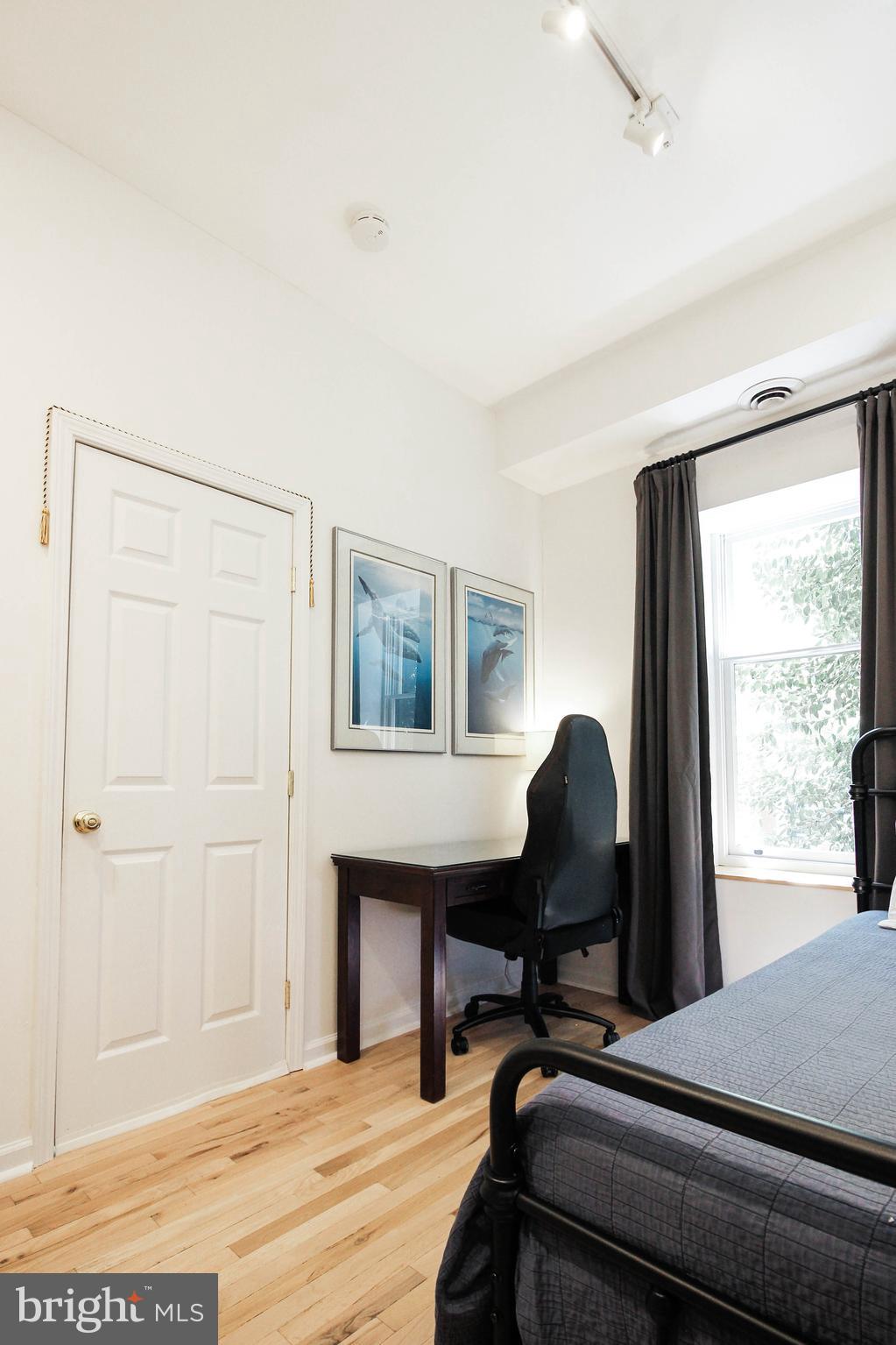3101 P Street Northwest, Unit 2 Washington, DC 20007 - Photo 27 of 34