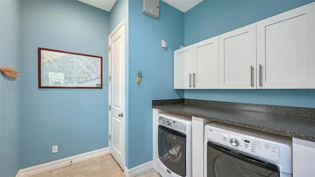 $1,595,000 | 5201 Avenida Del Mare, Sarasota, FL 34242