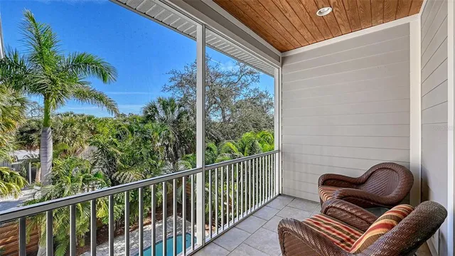 $1,595,000 | 5201 Avenida Del Mare, Sarasota, FL 34242
