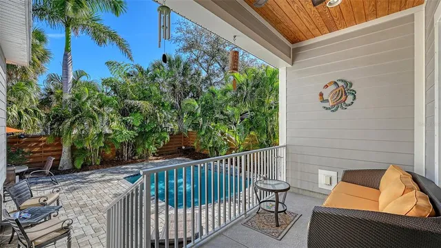 $1,595,000 | 5201 Avenida Del Mare, Sarasota, FL 34242