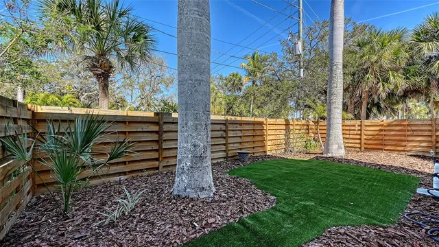 $1,595,000 | 5201 Avenida Del Mare, Sarasota, FL 34242