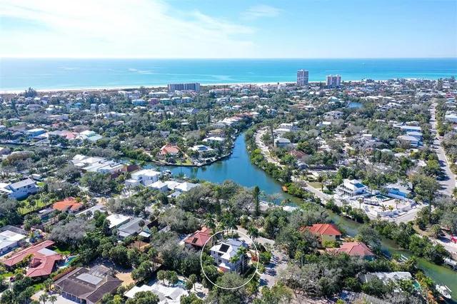 $1,595,000 | 5201 Avenida Del Mare, Sarasota, FL 34242