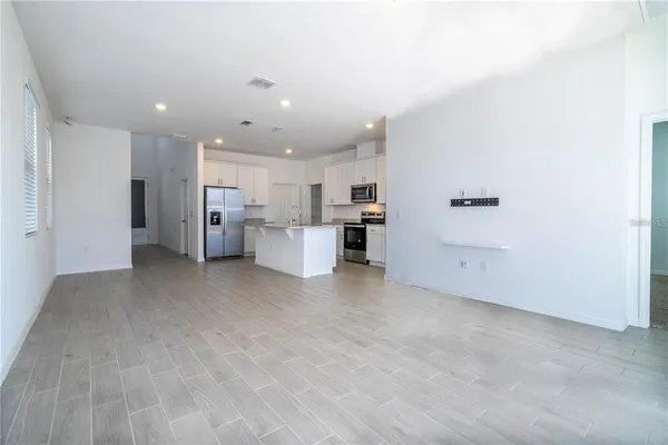 $2,750 | 2337 Treasure Hl Street, Minneola, FL 34715