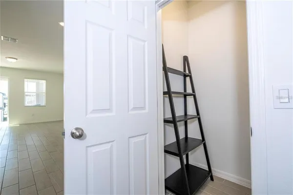 $2,750 | 2337 Treasure Hl Street, Minneola, FL 34715