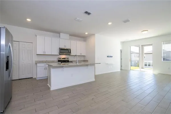 $2,750 | 2337 Treasure Hl Street, Minneola, FL 34715