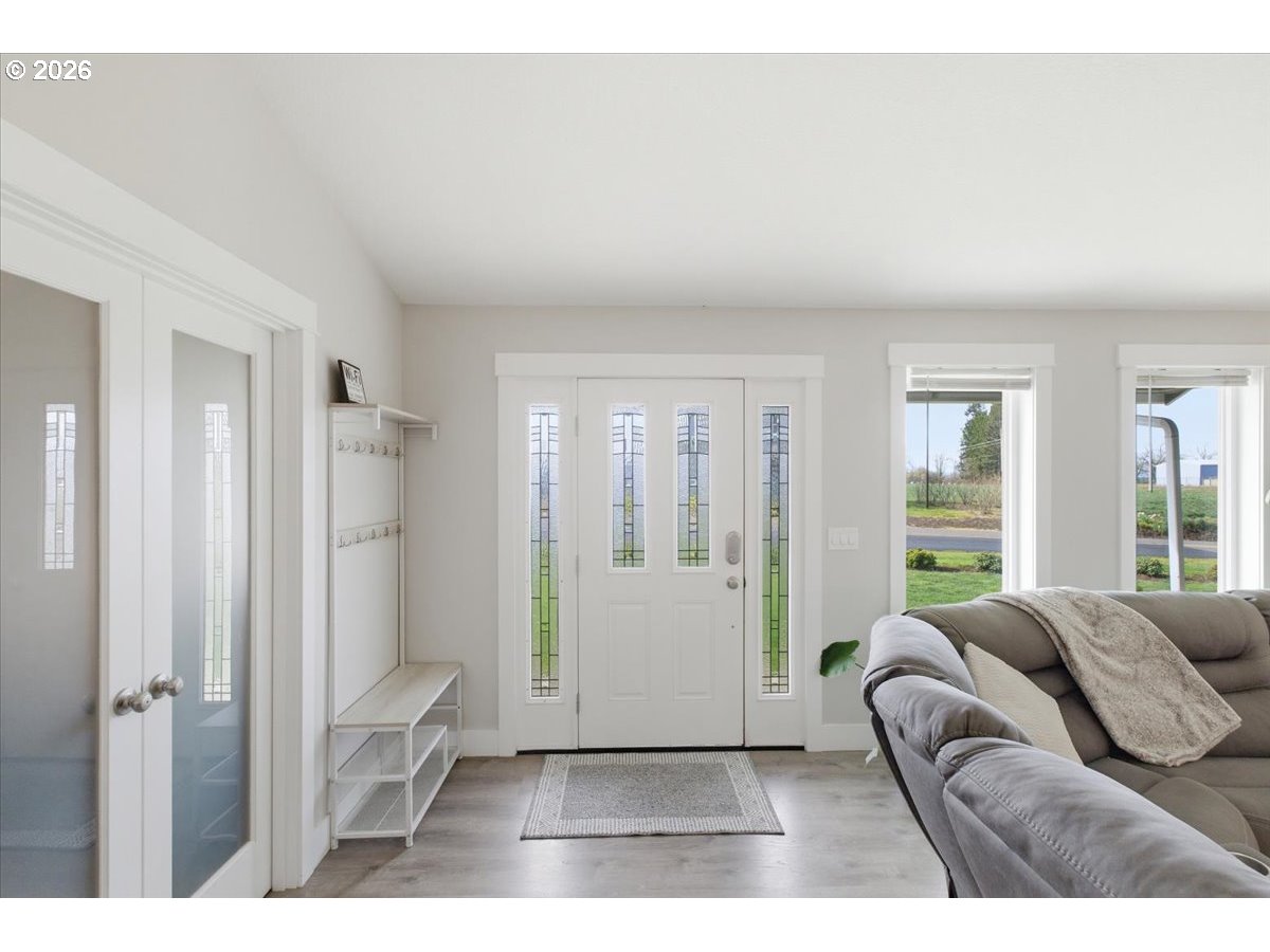 12008 Duck Inn Road Northeast Gervais, OR 97026 - Photo 7 of 48 a living room with furniture and a window