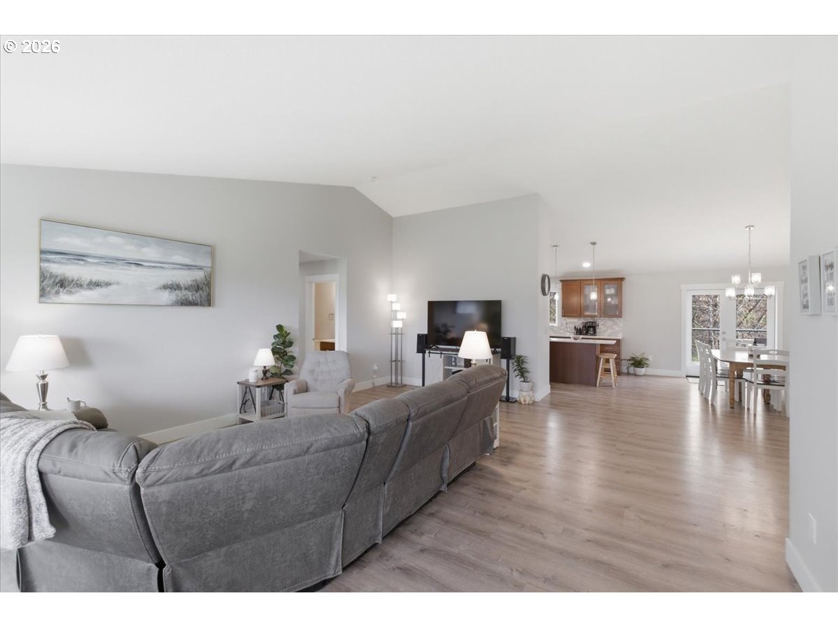 12008 Duck Inn Road Northeast Gervais, OR 97026 - Photo 10 of 48 a living room with furniture and a table