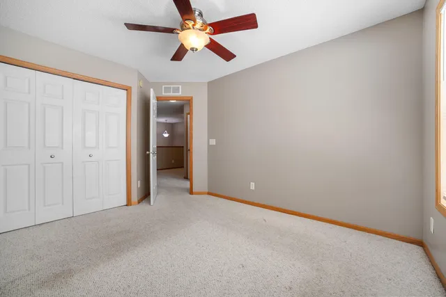 $2,150 | 7601 11th Street North, Oakdale, MN 55128