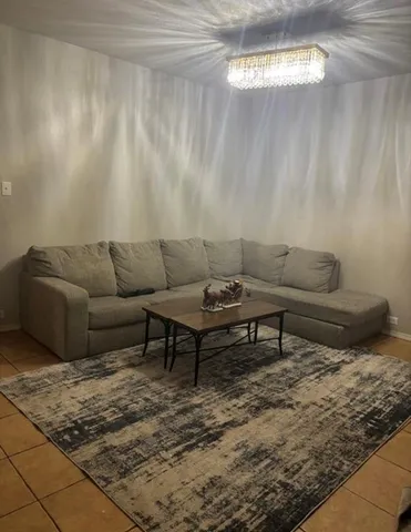 $2,500 | 341 Clifton Circle, Argyle, TX 76226