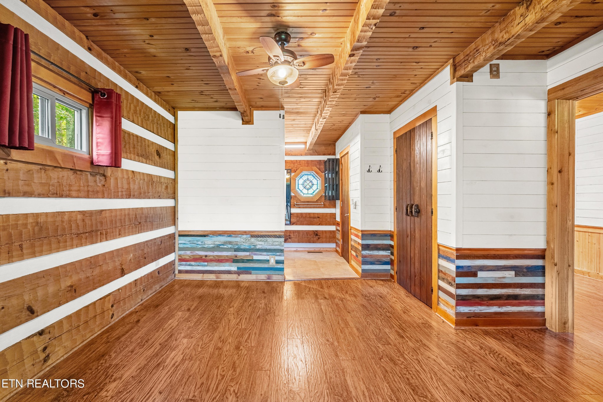1810 Ridgecrest Drive Sevierville, TN 37876 - Photo 19 of 26 Gallery Image 19