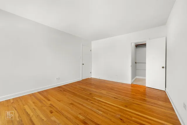 $239,900 | 81 6th Avenue, Unit 202, La Grange, IL 60525