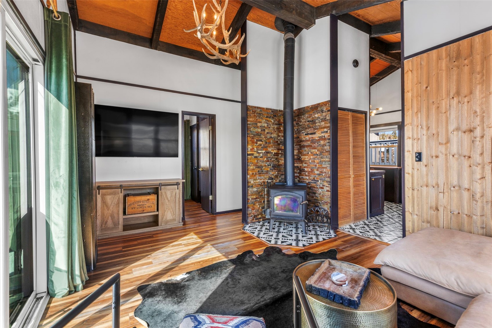 8015 Ryan Gulch Road, Unit B6 Silverthorne, CO 80498 - Photo 20 of 35 Gallery Image 20