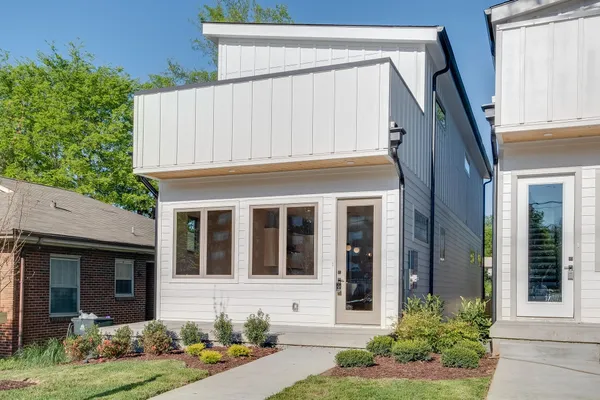 $3,300 | 1104 B 33rd Avenue North, Nashville, TN 37209
