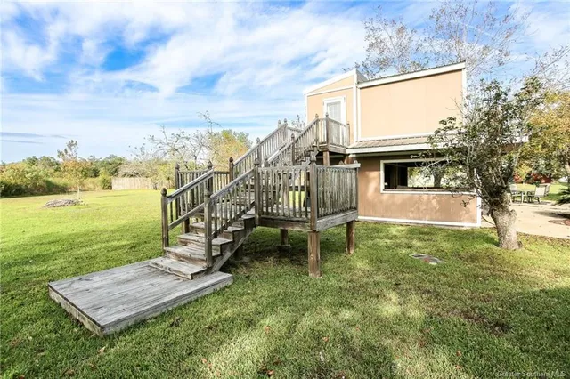 $199,900 | 910 Oak Lane, Hackberry, LA 70645