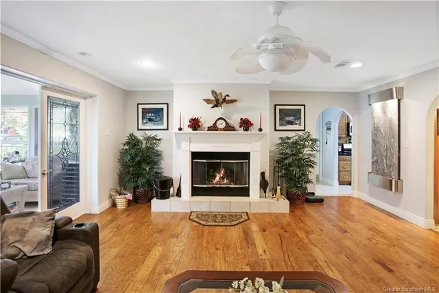 $199,900 | 910 Oak Lane, Hackberry, LA 70645