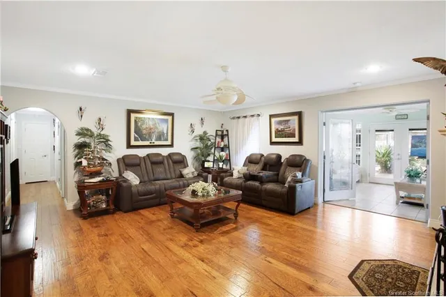 $199,900 | 910 Oak Lane, Hackberry, LA 70645