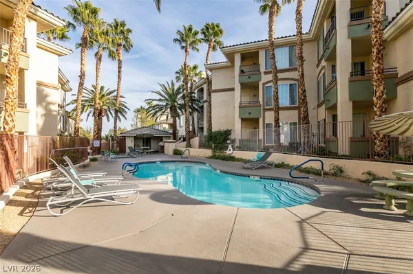 $1,315 | 7143 South Durango Drive, Unit 205, Las Vegas, NV 89113