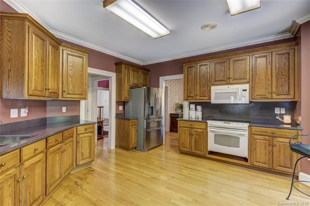 7252 Trebor Way Denver, NC 28037 - Photo 5 of 24 Gallery Image 5