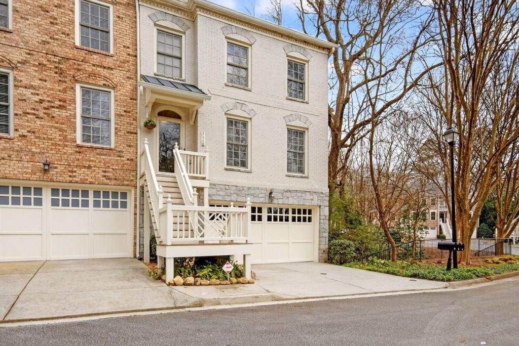 2660 Colgan Court Southeast Atlanta, GA 30317 - Photo 4 of 50