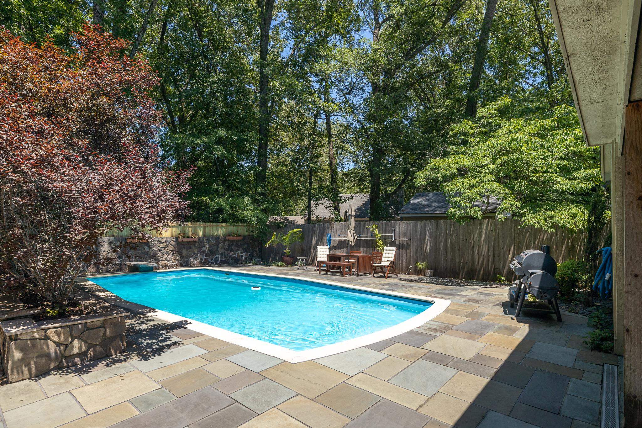 167 Ericson Road Memphis, TN 38018 - Photo 29 of 36 You've still got a few months left to enjoy this beauatiful pool!