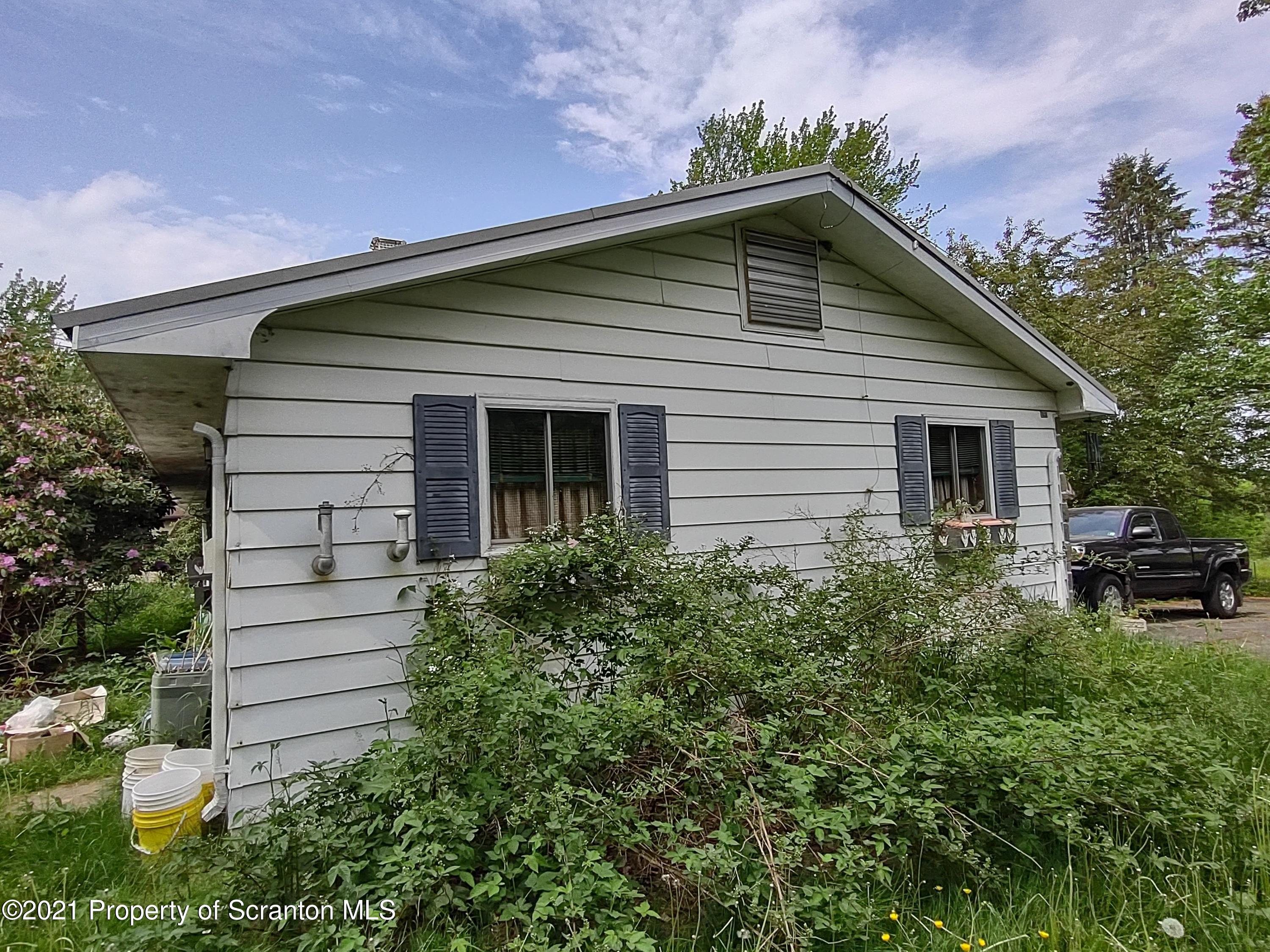 4 Sleepy Hollow Road Waymart, PA 18472 - Photo 11 of 13 Gallery Image 11