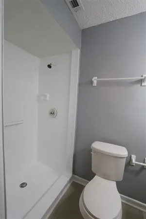 $1,650 | 1810 East 143rd Avenue, Unit 2, Tampa, FL 33613