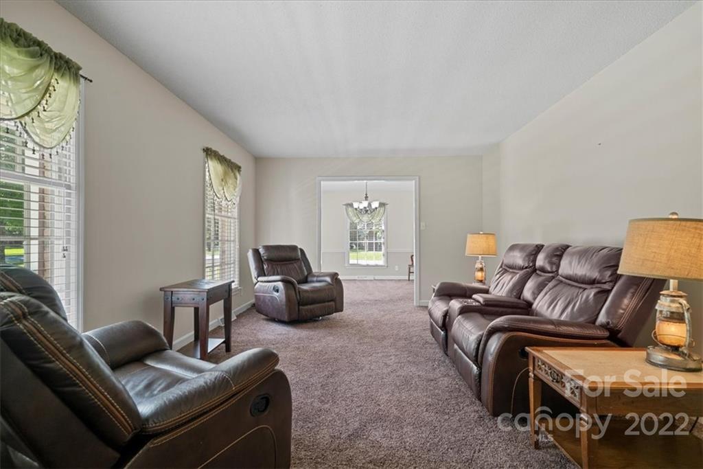 896 Nightingale Road Rock Hill, SC 29732 - Photo 4 of 41 Gallery Image 4