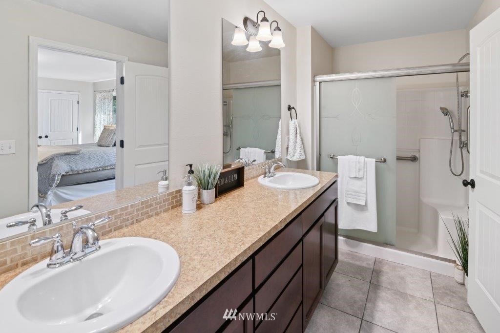 37326 Olympic View Road Northeast Hansville, WA 98340 - Photo 11 of 29 Gallery Image 11