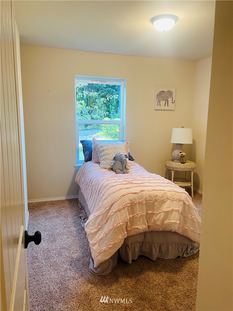 37326 Olympic View Road Northeast Hansville, WA 98340 - Photo 17 of 29 Gallery Image 17