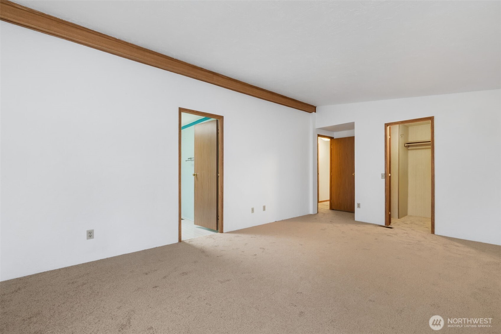 836 Harman Way South, Unit 33 Orting, WA 98360 - Photo 14 of 30 an empty room with windows