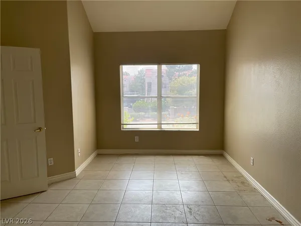 $1,645 | 5125 West Reno Avenue, Unit 2012, Las Vegas, NV 89118