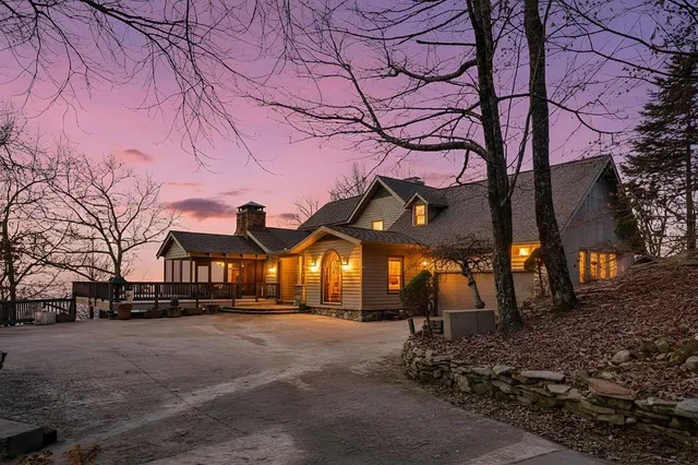 $949,777 | 9323 Highway 52, Chatsworth, GA 30705