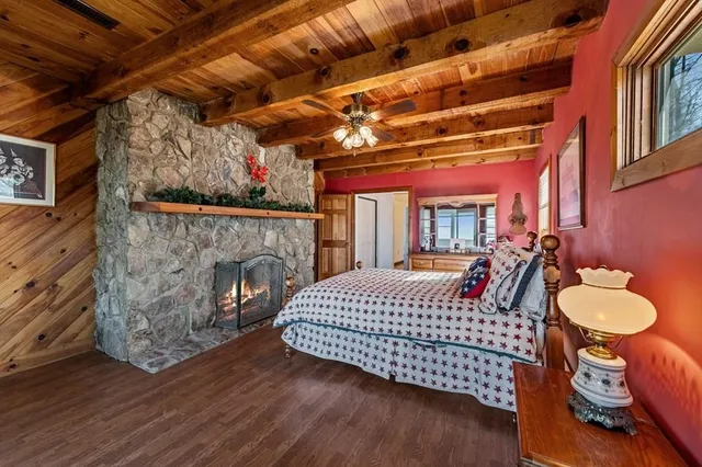 $949,777 | 9323 Highway 52, Chatsworth, GA 30705