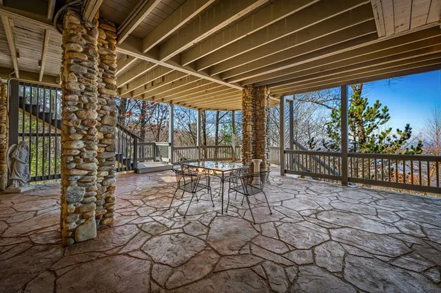 $949,777 | 9323 Highway 52, Chatsworth, GA 30705