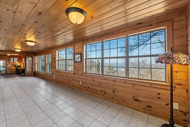 $949,777 | 9323 Highway 52, Chatsworth, GA 30705