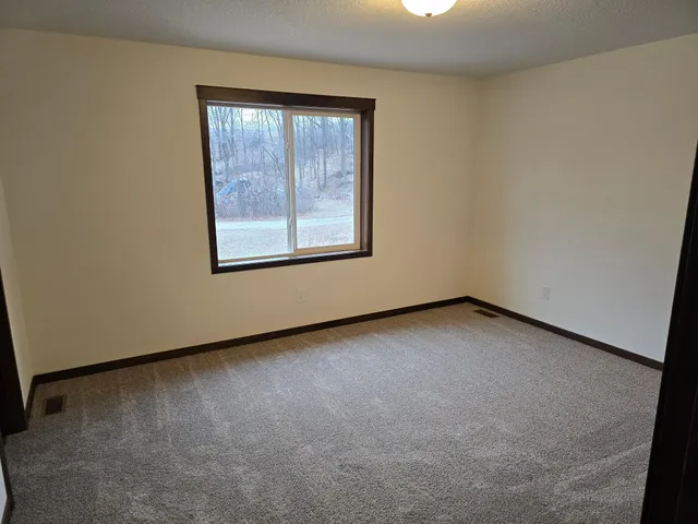 $417,685 | 4840 Maple Street, Rockford, MN 55373