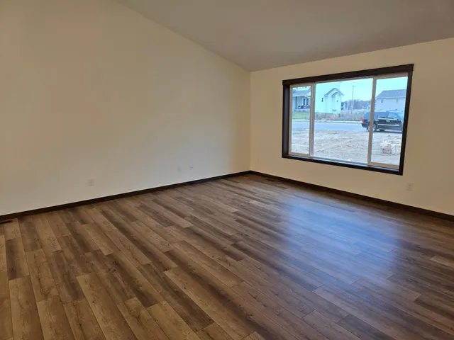 $417,685 | 4840 Maple Street, Rockford, MN 55373