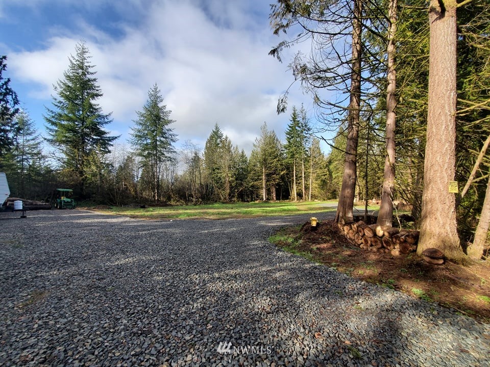 369 Hart Road, Unit 38 Winlock, WA 98596 - Photo 11 of 33 a view of a park with large trees