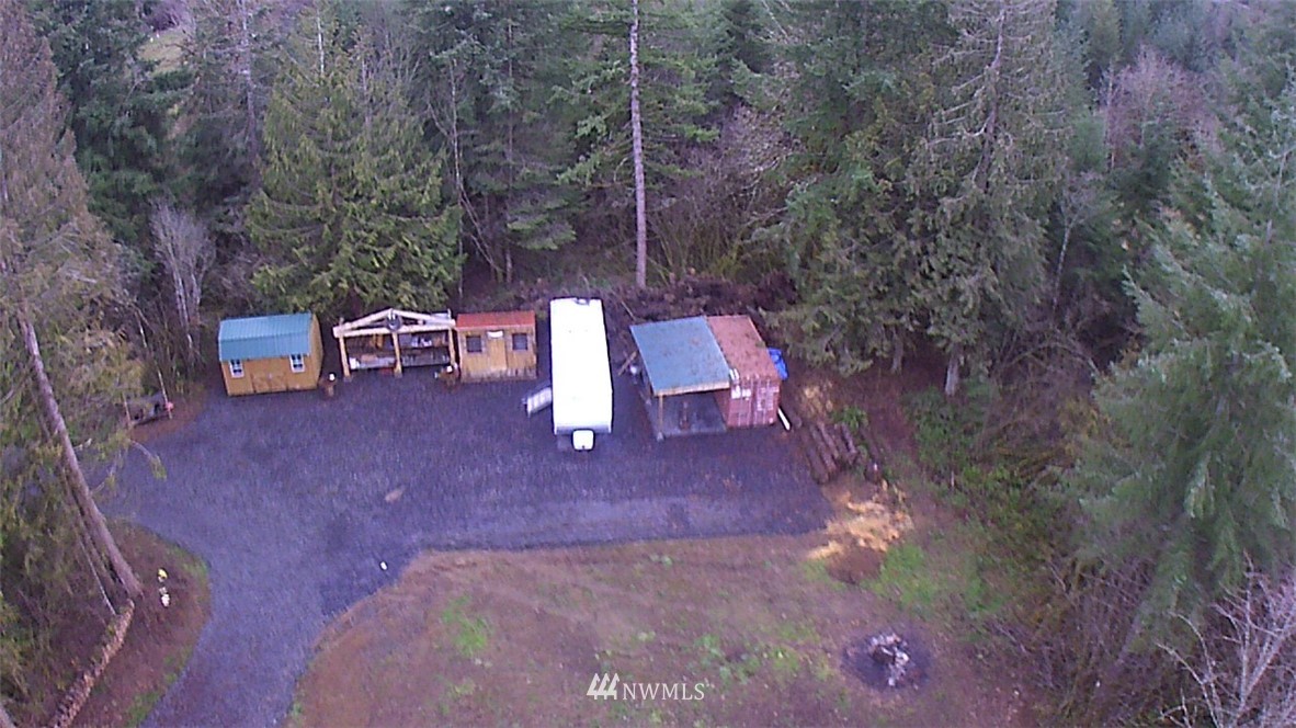369 Hart Road, Unit 38 Winlock, WA 98596 - Photo 4 of 33 a view of a outdoor space with seating area