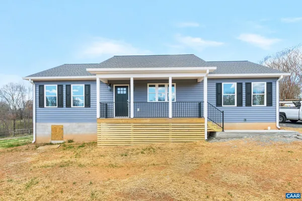 $365,000 | 140 Dogwood Heights, Scottsville, VA 24590