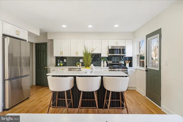 $299,900 | 1542 Kennewick Road, Baltimore, MD 21218