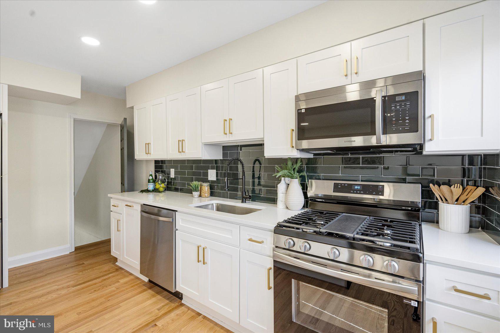 1542 Kennewick Road Baltimore, MD 21218 - Photo 15 of 44