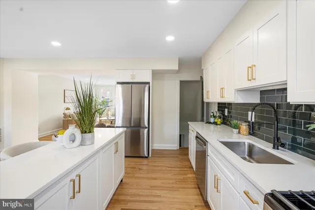 $299,900 | 1542 Kennewick Road, Baltimore, MD 21218