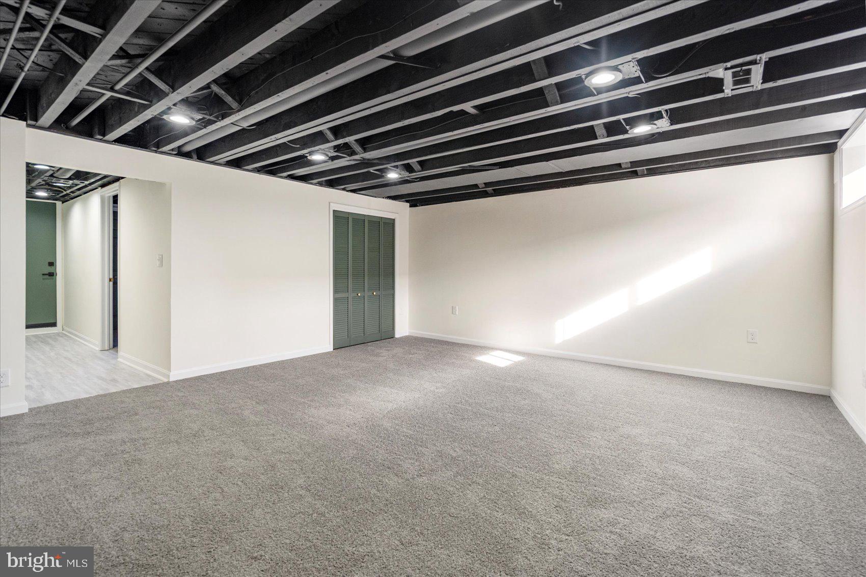 1542 Kennewick Road Baltimore, MD 21218 - Photo 32 of 44