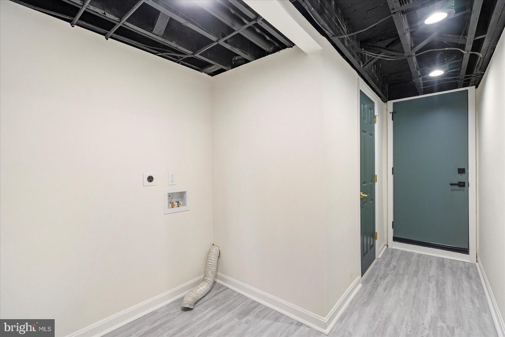 1542 Kennewick Road Baltimore, MD 21218 - Photo 35 of 44