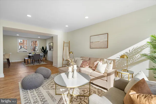 $299,900 | 1542 Kennewick Road, Baltimore, MD 21218