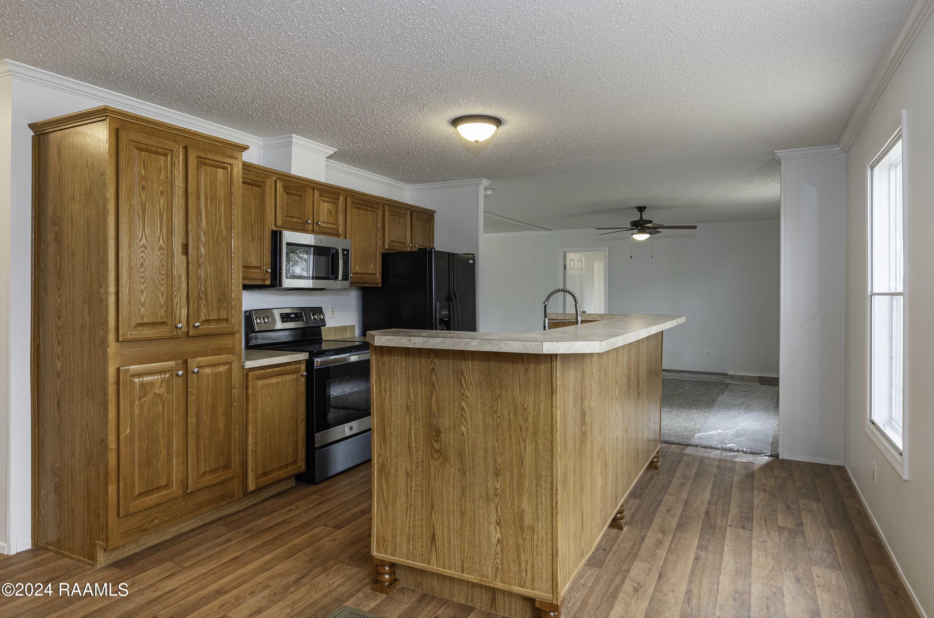 109 Reggie Road Duson, LA 70529 - Photo 6 of 34 Kitchen
